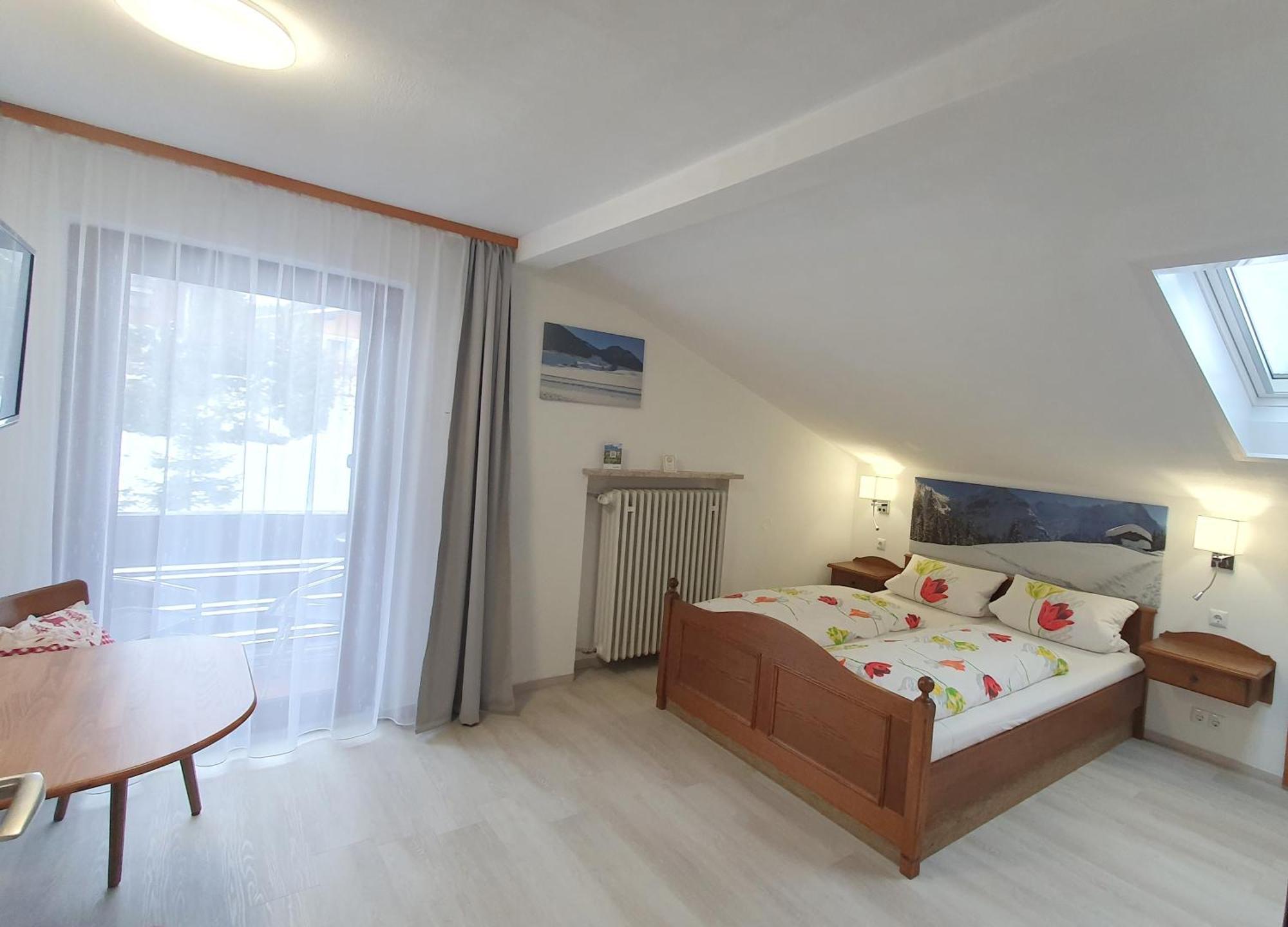 Hotel Garni Haus Alpine - Chiemgau Karte Inkl Ruhpolding Eksteriør billede