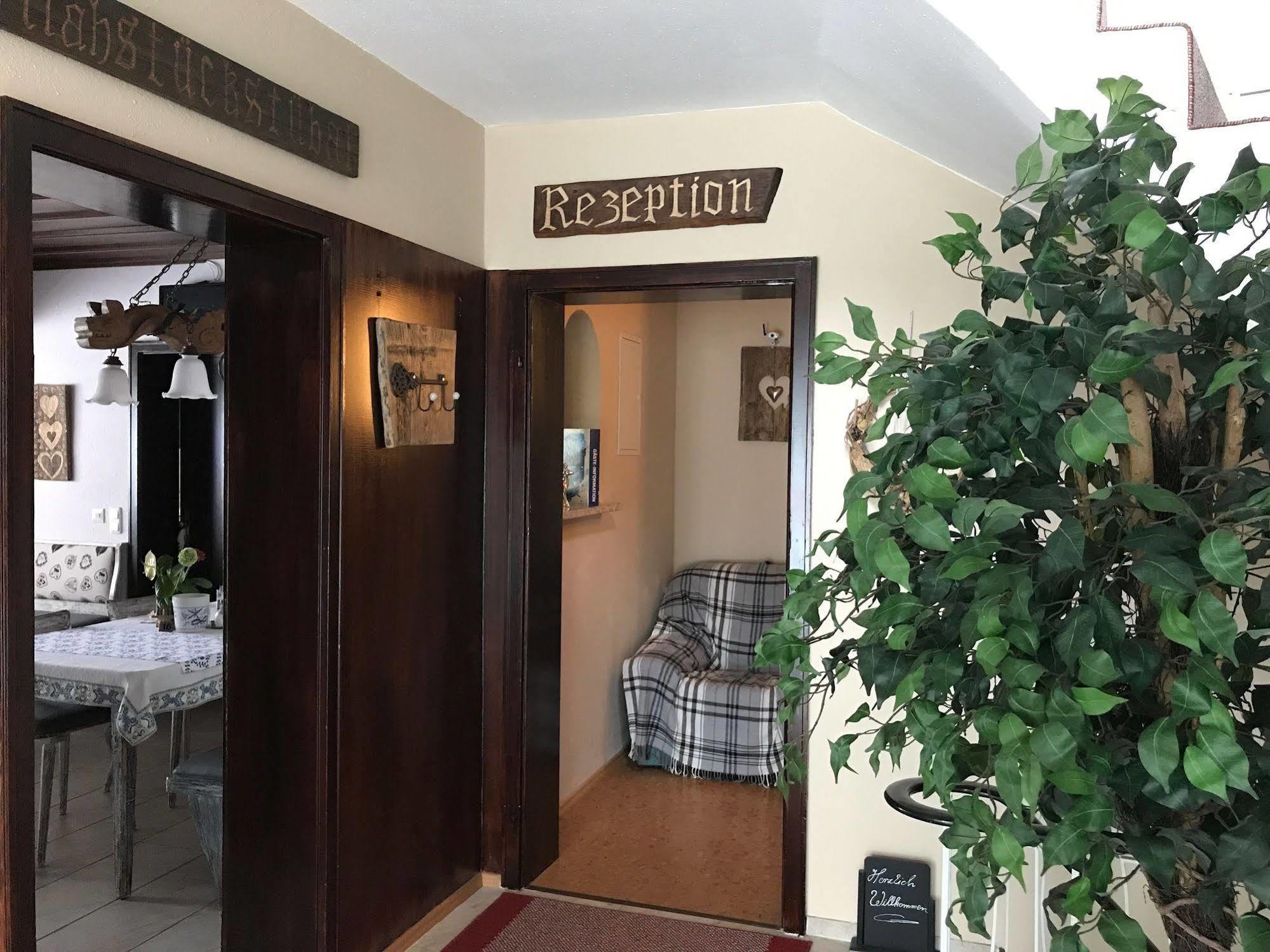 Hotel Garni Haus Alpine - Chiemgau Karte Inkl Ruhpolding Eksteriør billede